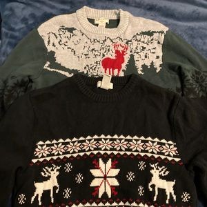 Lot 2 men dockers sweaters size small Christmas